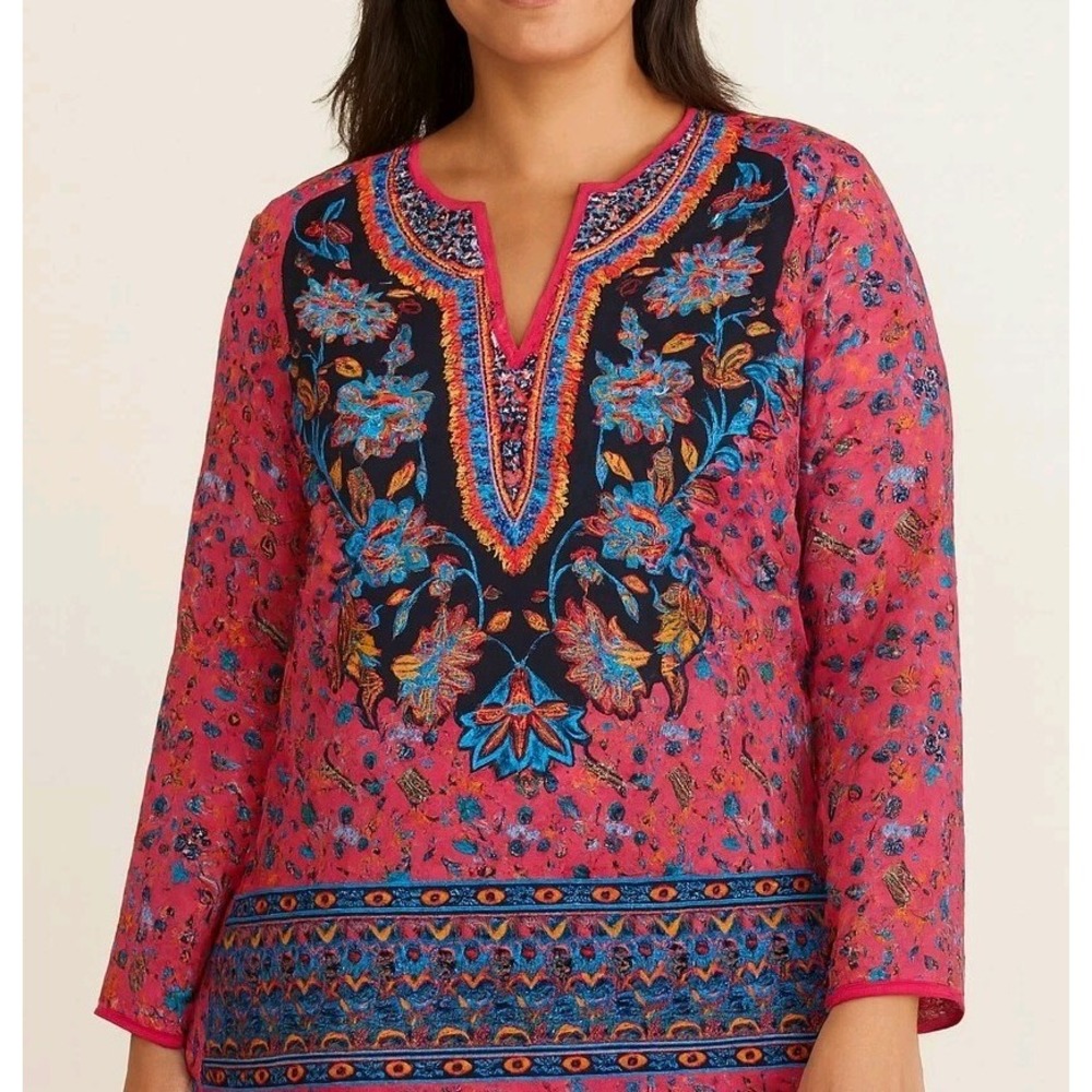 Feathers By Tolani Pink Paisley Floral Long Sleeve V-Neck Tunic Boho Size Small
